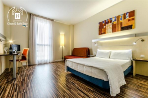 Отель Hotel YIT Ciudad De Zaragoza  Сарагоса